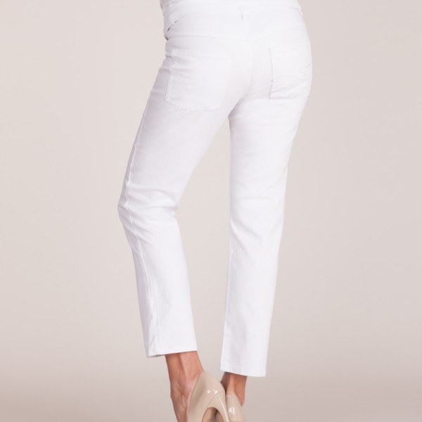 Seraphine Cropped Capri Maternity Jeans - White woman